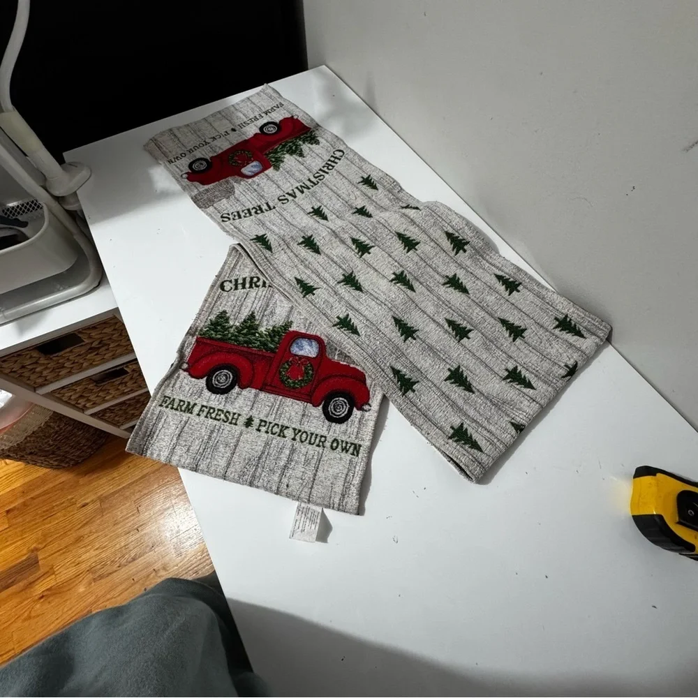 Christmas Trees Farm Fresh table runner